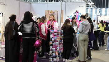 JEUNESSE INTERNATIONAL